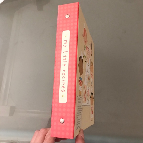 New Kids Recipe Organizer from Hallmark - Picture 5 of 5